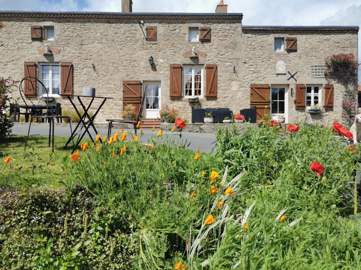 Au Coeur De La Nature Saint-Malo-du-Bois Exterior photo
